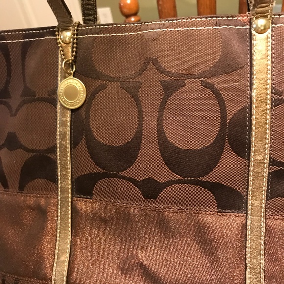 Coach Purse - Picture 4 of 6